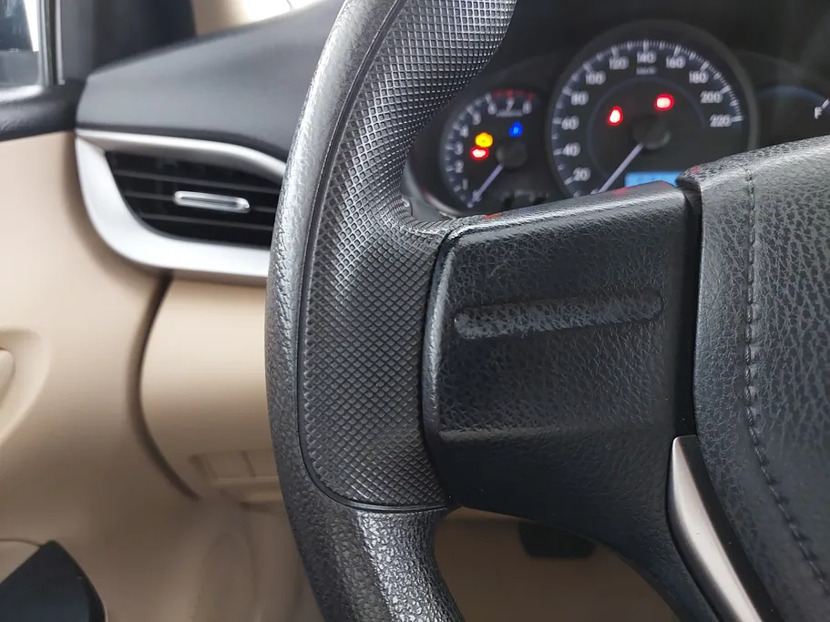 تويوتا يارس Y 2020 