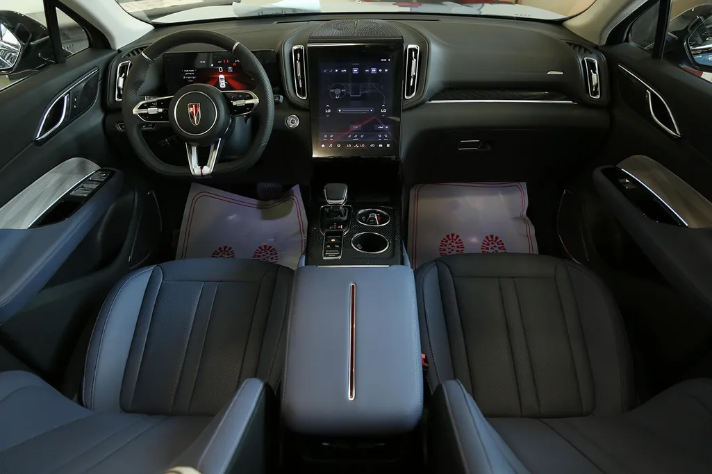 2025 Hongqi HS3 Flagship 