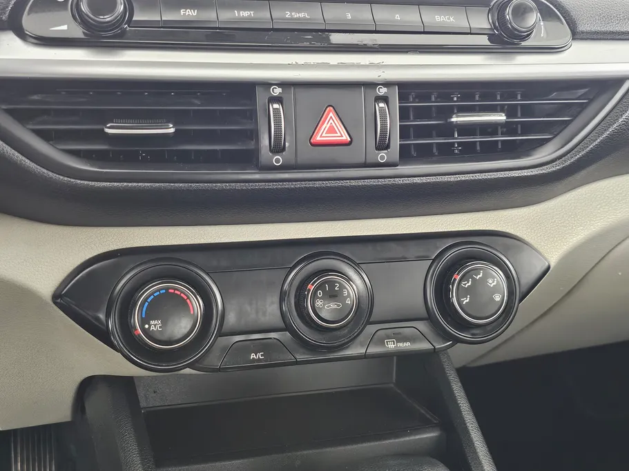 كيا سيراتو LX 2022 