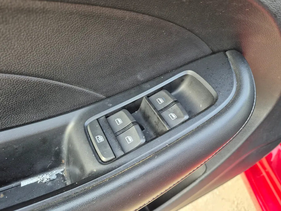 ام جي 5 COM 2022 