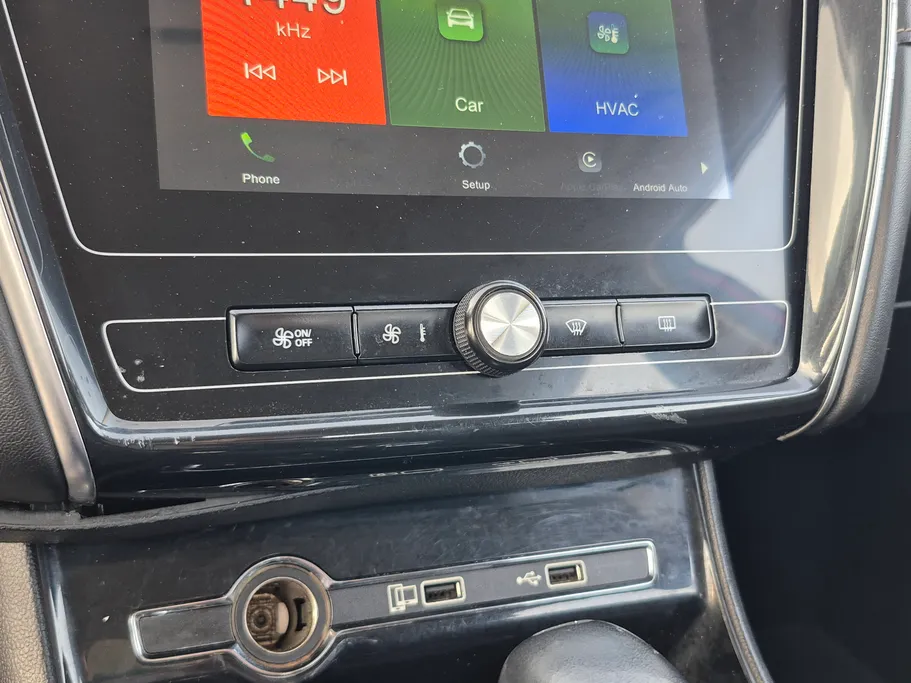 ام جي 5 COM 2022 