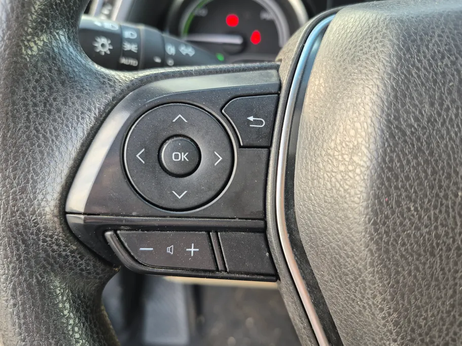 2024 Toyota Camry  LE HEV 