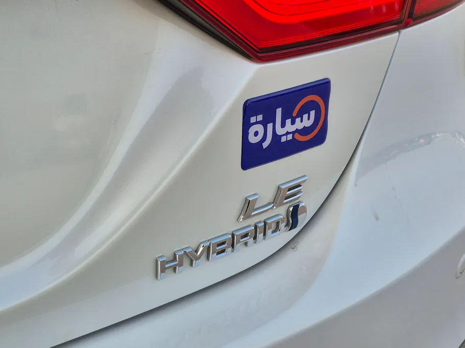 2024 Toyota Camry  LE HEV 