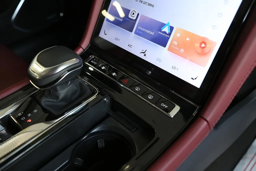 هونشي Ousado Luxury  2025 