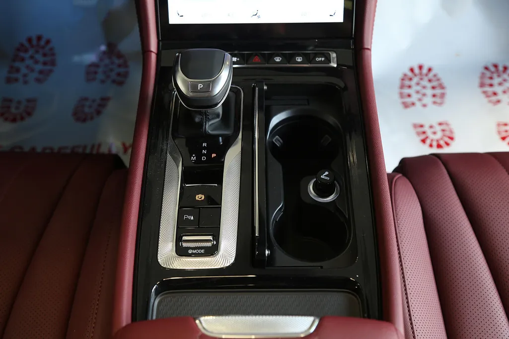 هونشي Ousado Luxury  2025 