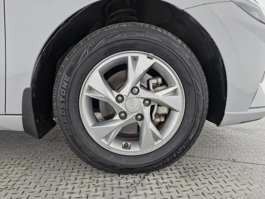 2023 Hyundai Elantra Fleet 