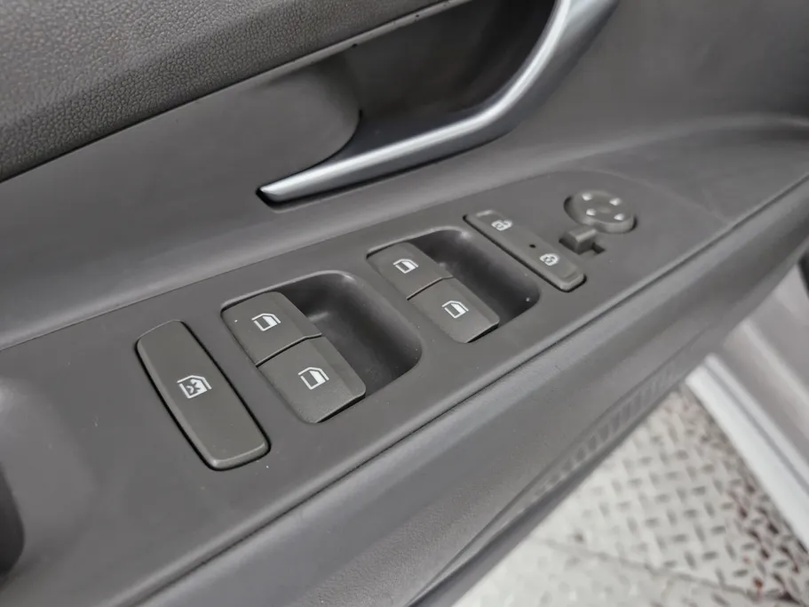 2023 Hyundai Elantra Fleet 