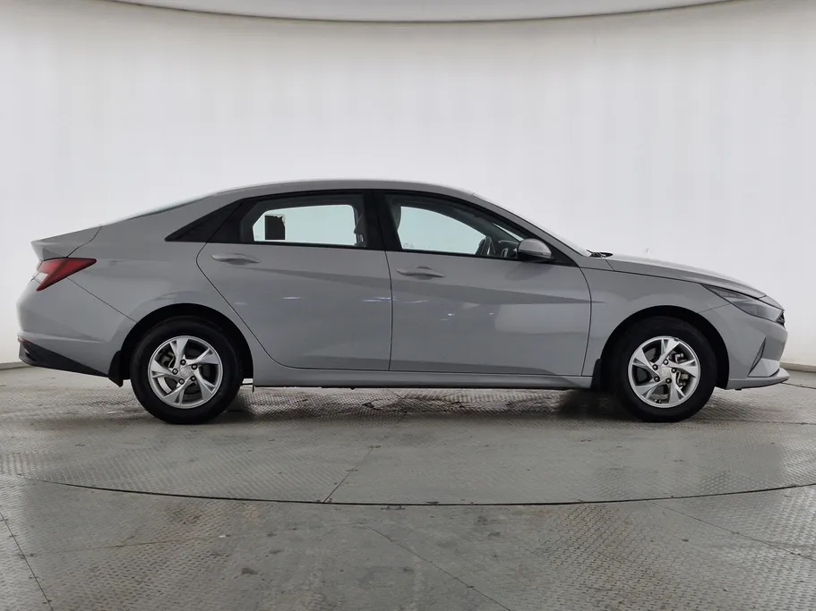 2023 Hyundai Elantra Fleet 