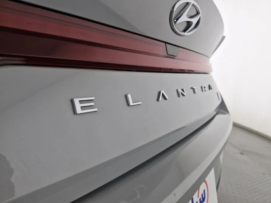 2023 Hyundai Elantra Fleet 