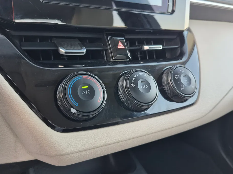 2024 Toyota Corolla XLI 