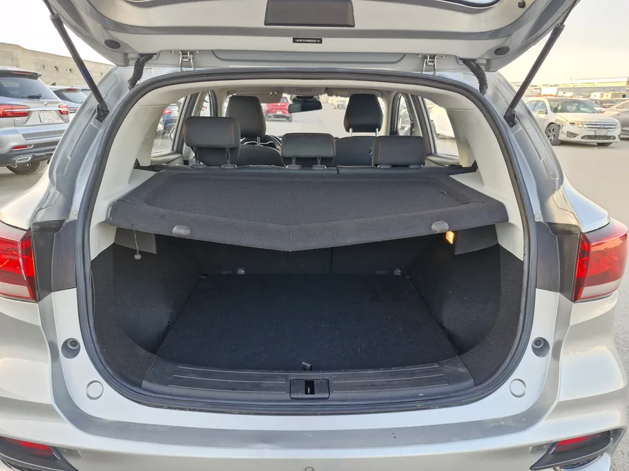 2022 ام جي ZS STD 