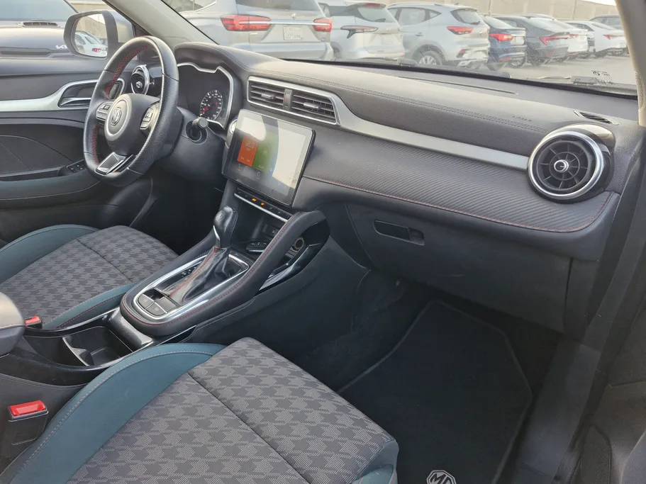 2022 ام جي ZS STD 