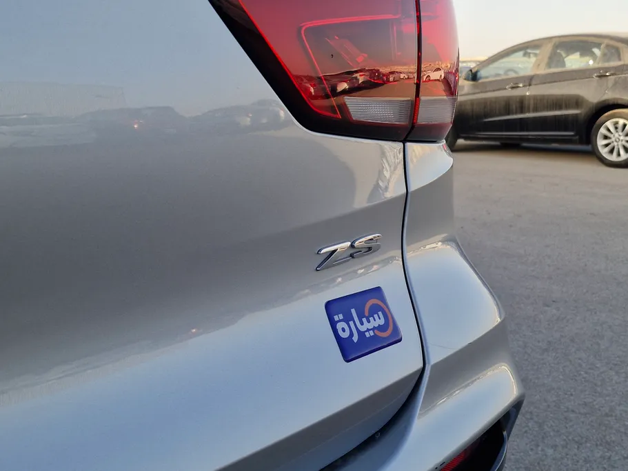 2022 ام جي ZS STD 