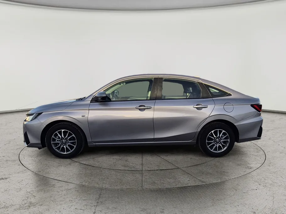 تويوتا يارس Y 2023 