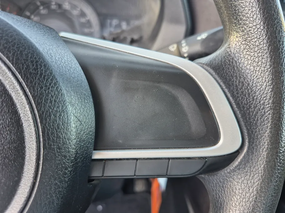 تويوتا يارس Y 2023 