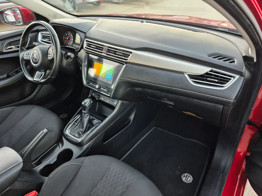 2022 ام جي 5 COM 