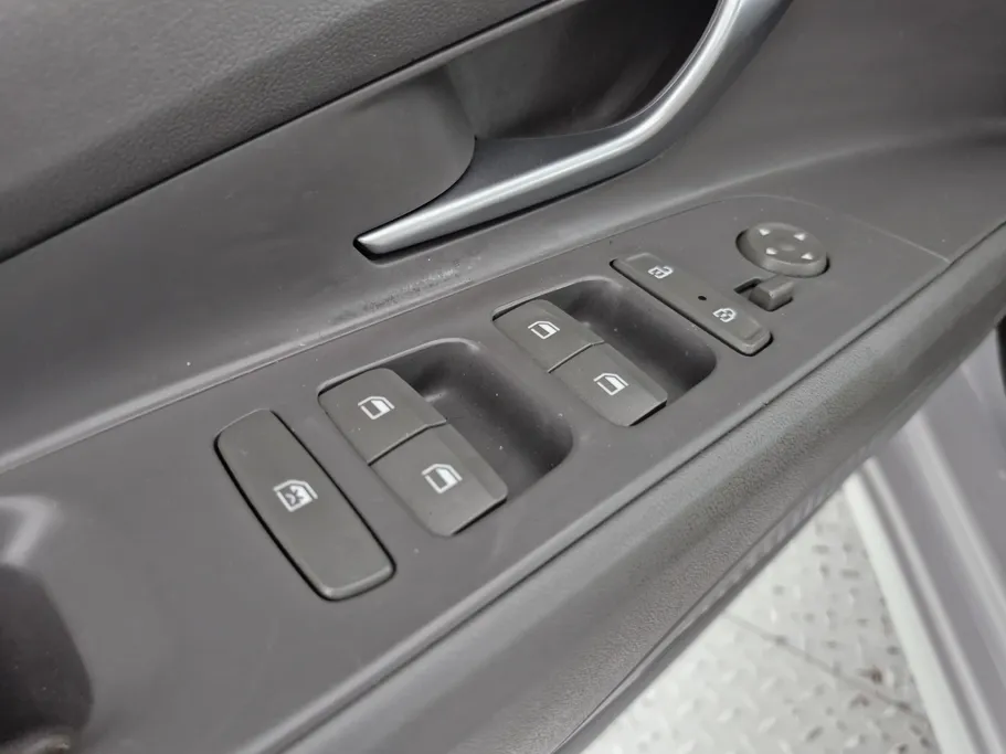 2022 Hyundai Elantra Fleet 