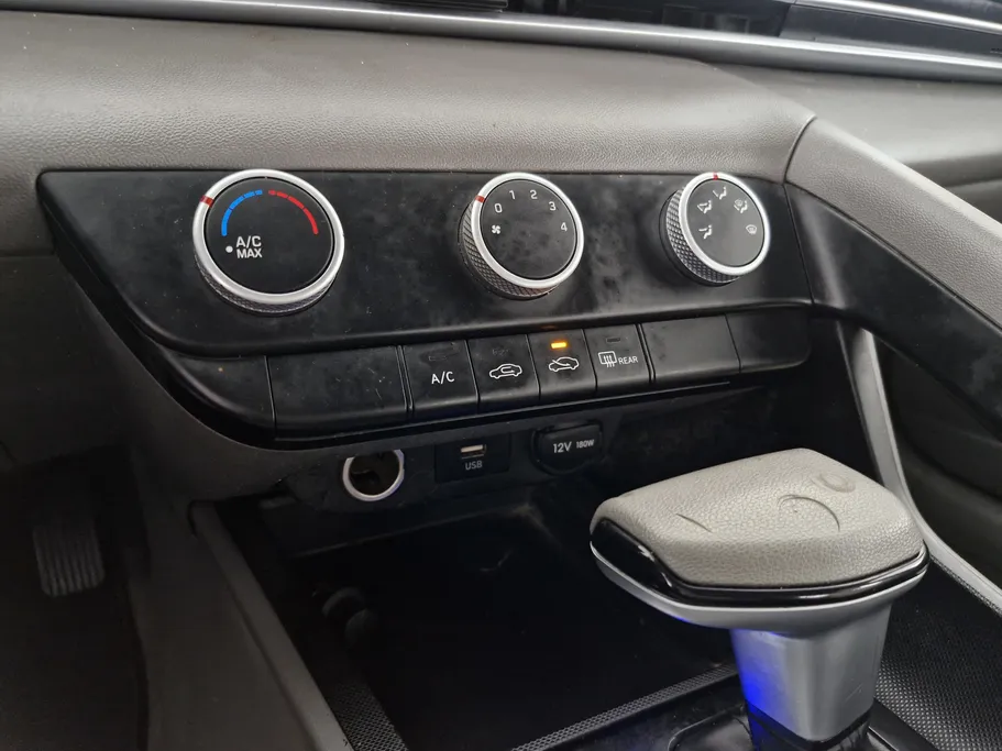 2022 Hyundai Elantra Fleet 