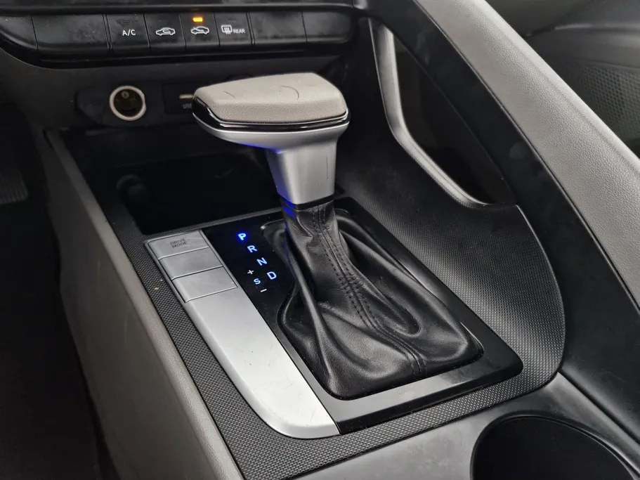 2022 Hyundai Elantra Fleet 