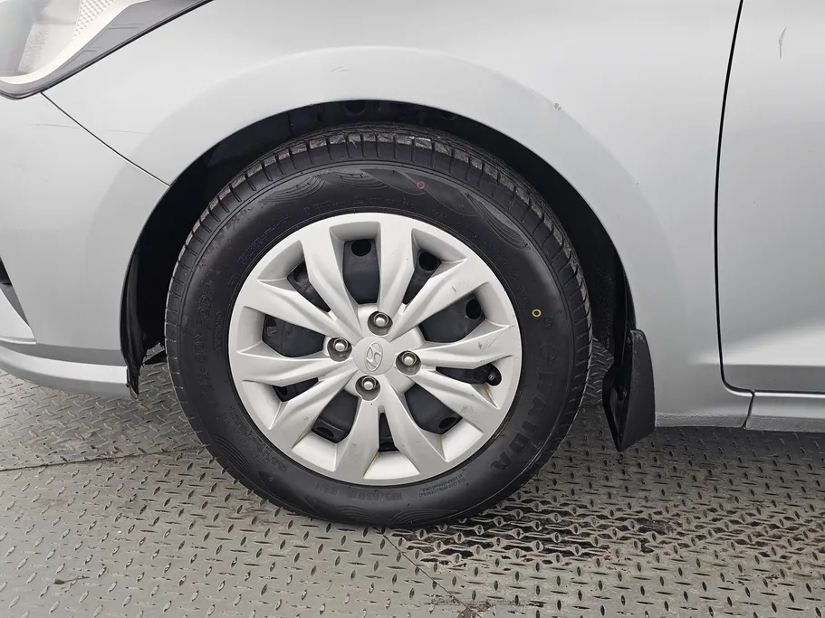 هيونداي اكسنت سمارت 2022 