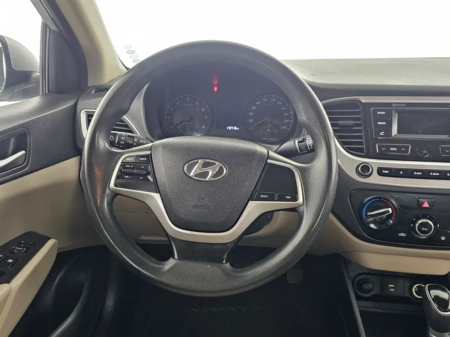 هيونداي اكسنت سمارت 2022 