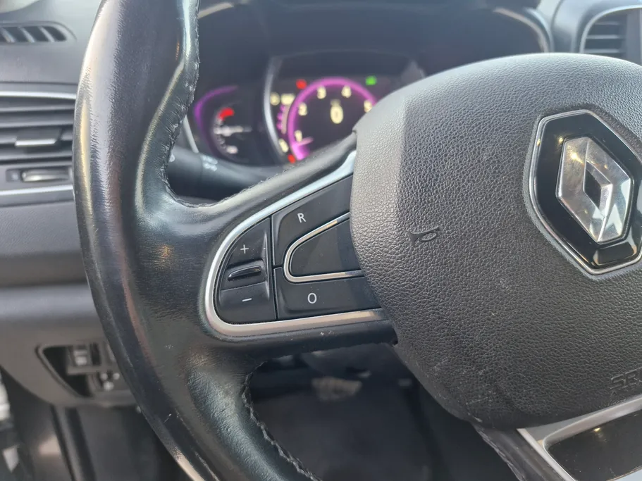 رينو كوليوس LE 2021 