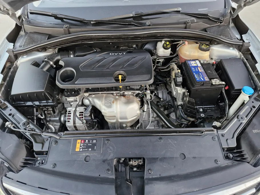 ام جي 5 COM 2022 