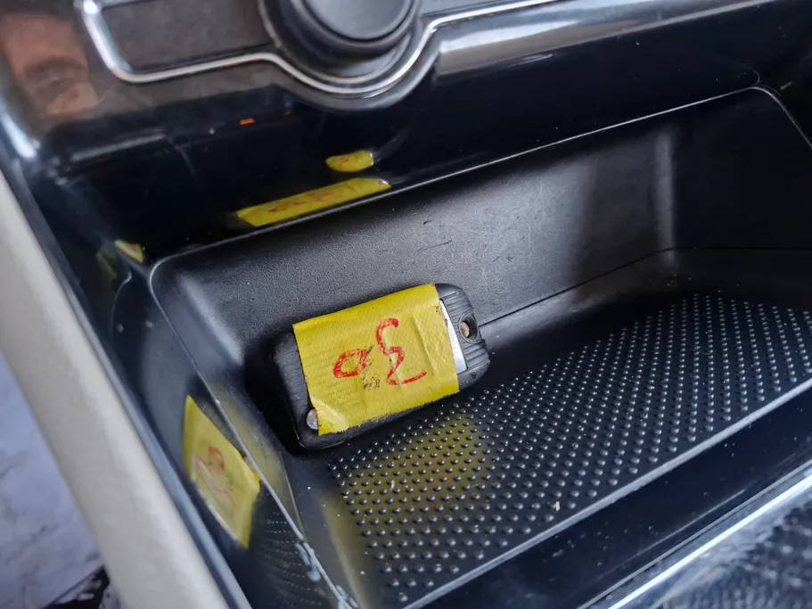 ام جي 5 COM 2022 