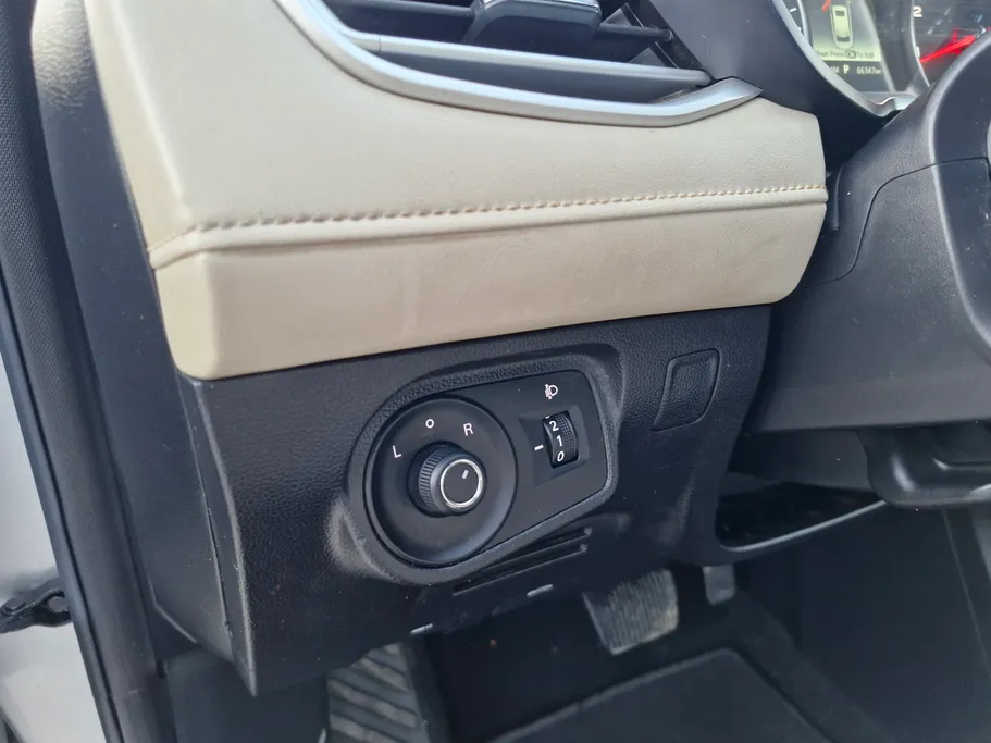 ام جي 5 COM 2022 