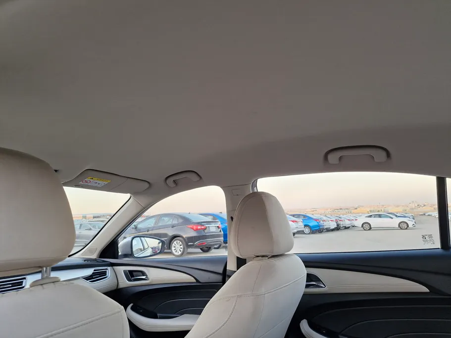 ام جي 5 COM 2022 