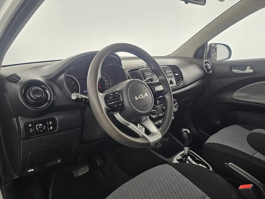 2022 Kia Pegas LX 
