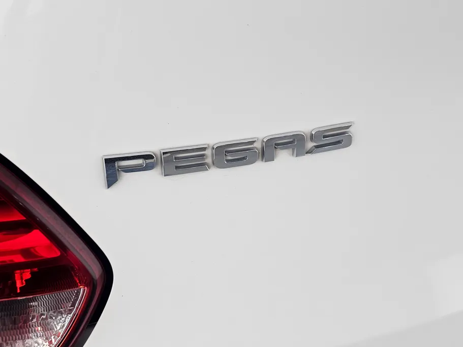 2022 Kia Pegas LX 