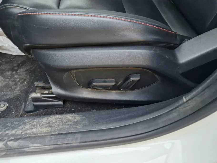 ام جي جي تي LUX 2023 