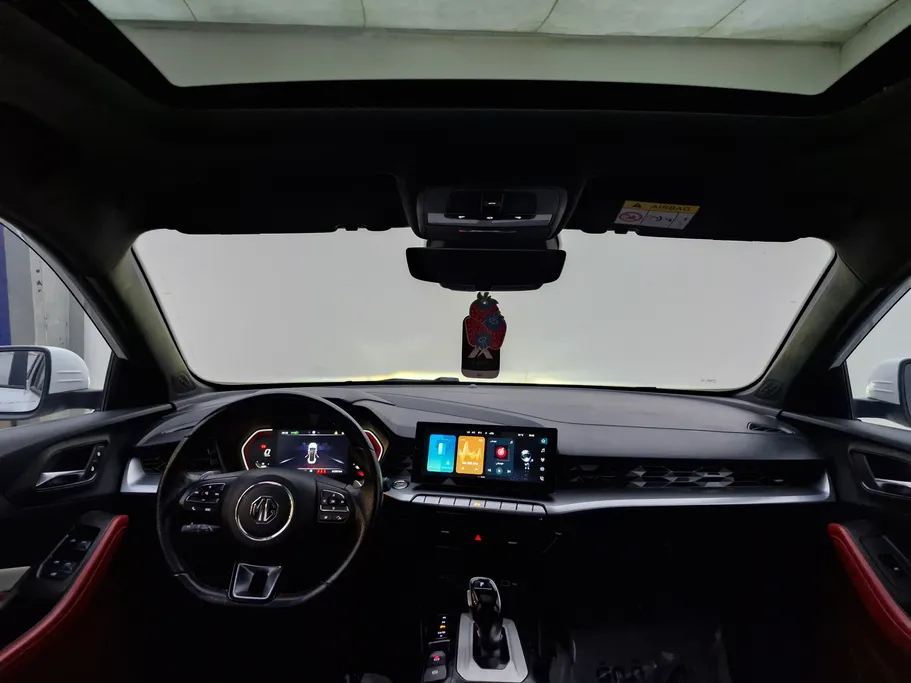 ام جي جي تي LUX 2023 