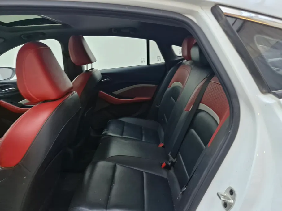 ام جي جي تي LUX 2023 