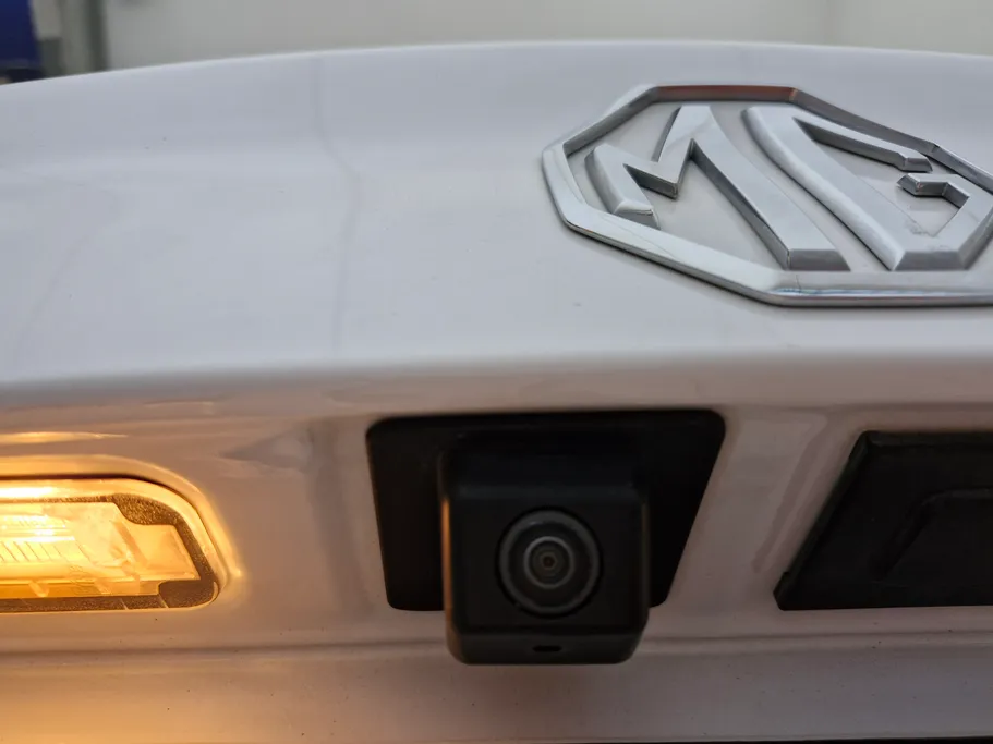 ام جي جي تي LUX 2023 