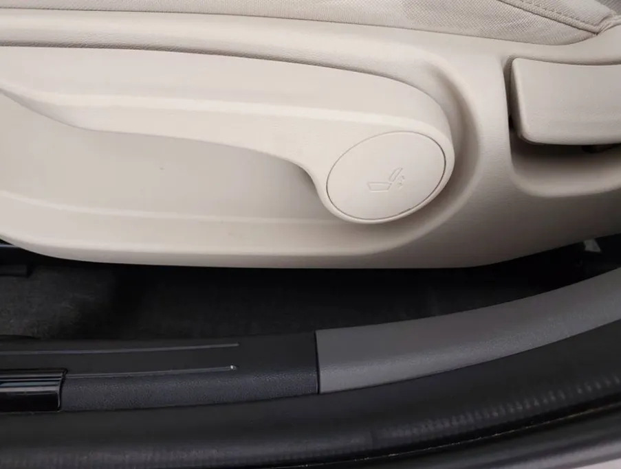 2023 Hyundai Elantra Smart 