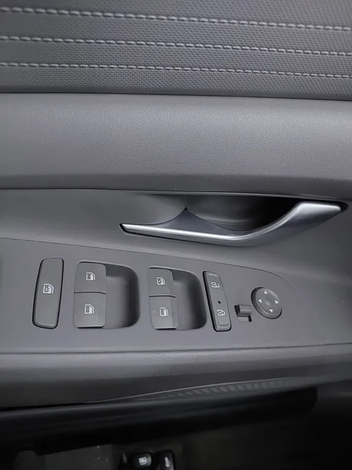 2023 Hyundai Elantra Smart 