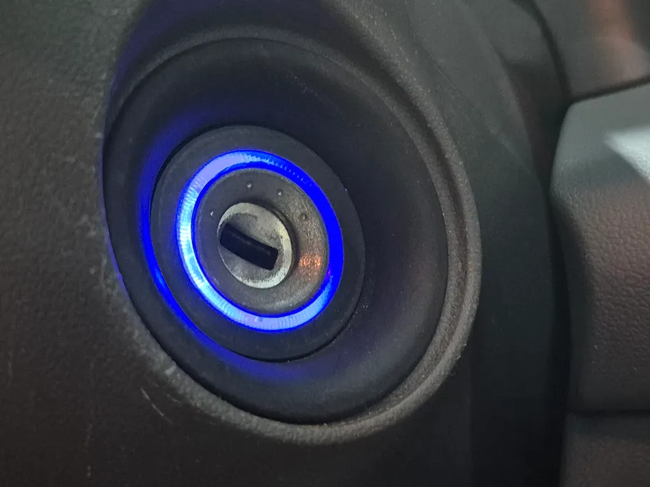 2023 Hyundai Elantra Smart 