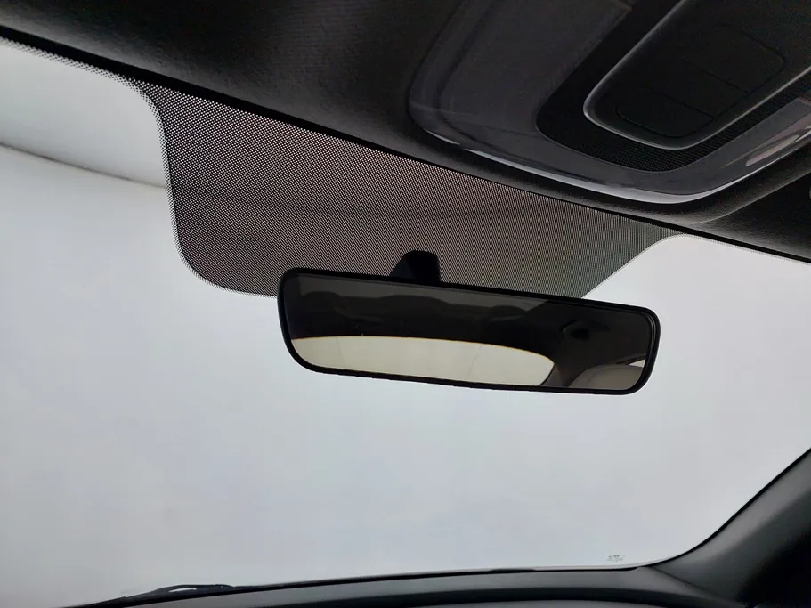 2023 Hyundai Elantra Smart 