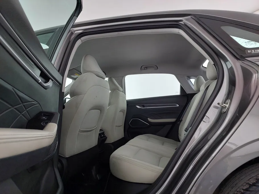 جيلي امجراند GS 2024 