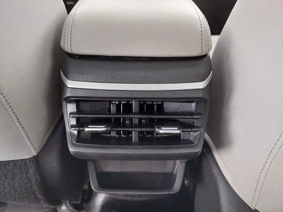 جيلي امجراند GS 2024 