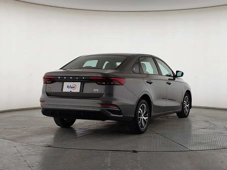 جيلي امجراند GS 2024 