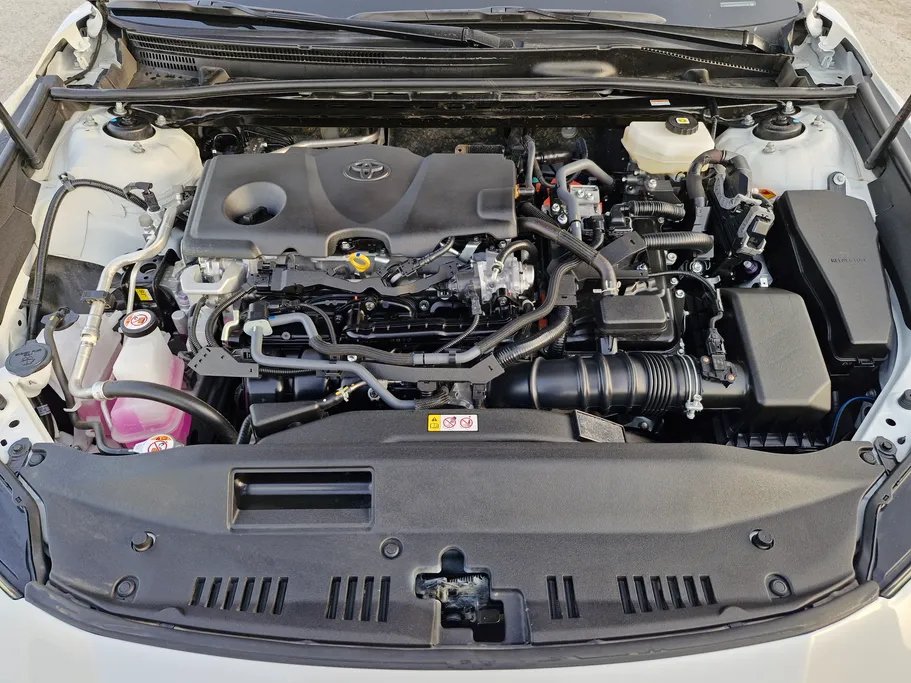 2025 Toyota Camry  LE HEV 