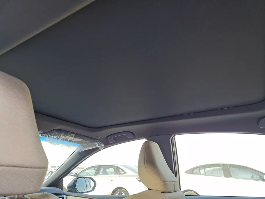 2025 Toyota Camry  LE HEV 