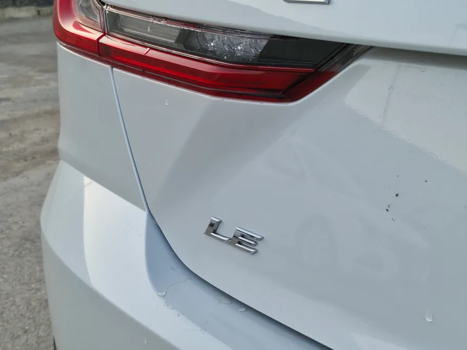 2025 Toyota Camry  LE HEV 