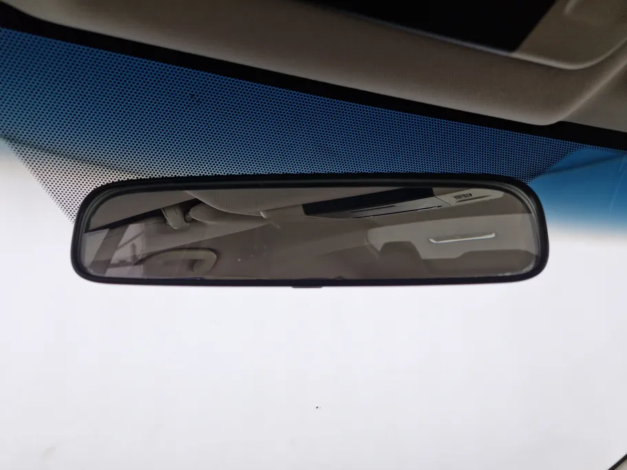 تويوتا كامري LE 2023 