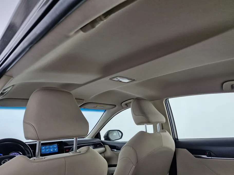 تويوتا كامري LE 2023 