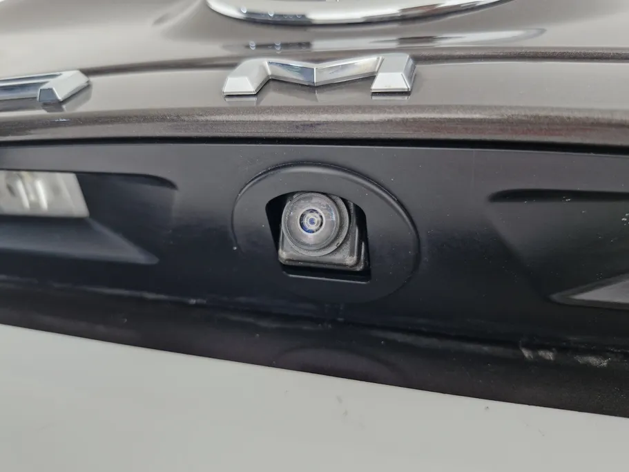 تويوتا كامري LE 2023 