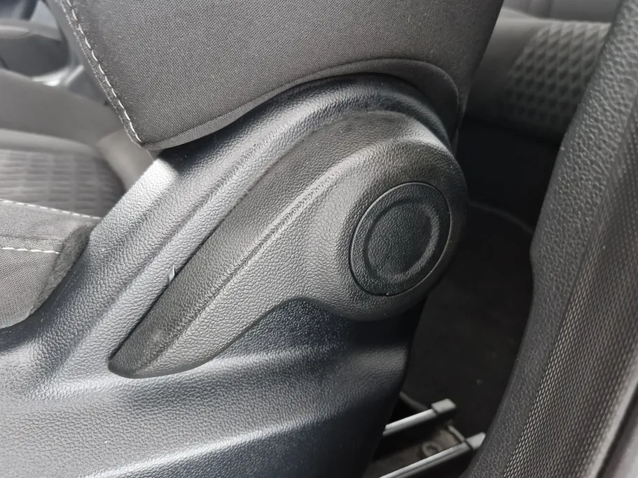 2022 ام جي 5 COM 